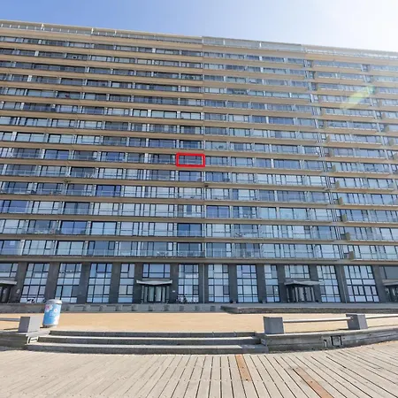 Lecomte - The Shoreline Pearl 82 * Ostende