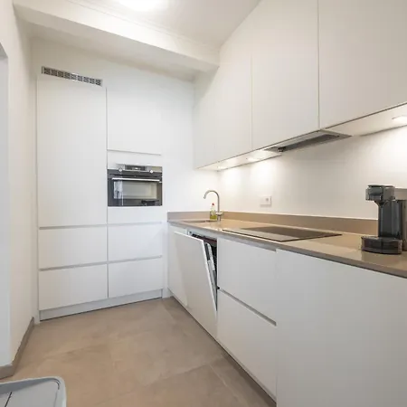 Apartment Lecomte - The Shoreline Pearl 82 *