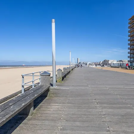 Apartment Lecomte - The Shoreline Pearl 82 *