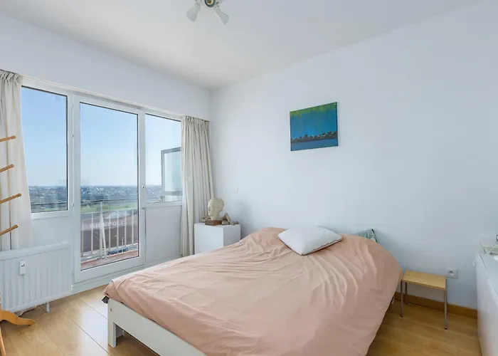 Lecomte - The Shoreline Pearl 7 オステンド