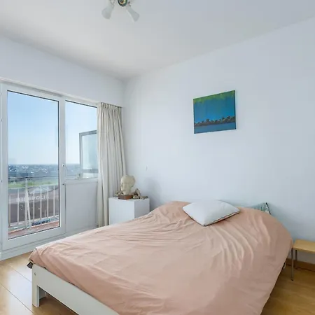 Lecomte - The Shoreline Pearl 7 Oostende